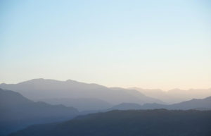 タントウコウ基本の立ち方図解。気功効果や初心者でも長く立ち続けるコツ