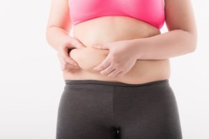 お腹周りの浮き輪を取る方法は？40代のウエストに効果的な気功体操